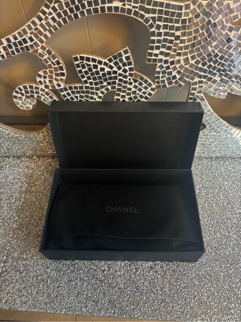 ⭐️Chanel‎ Quilted Leather Wallet - Metallic Gold - Picture 16 of 16